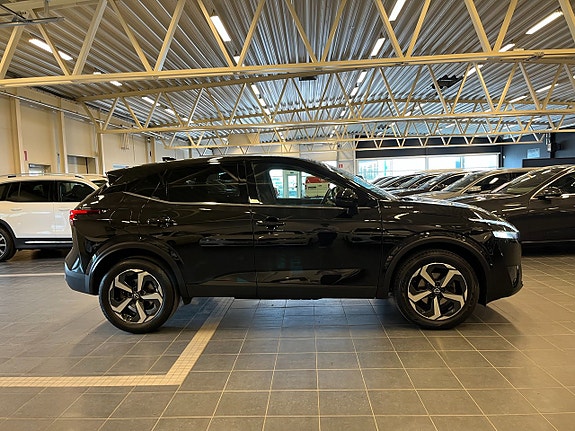 Nissan Qashqai 4 of 5
