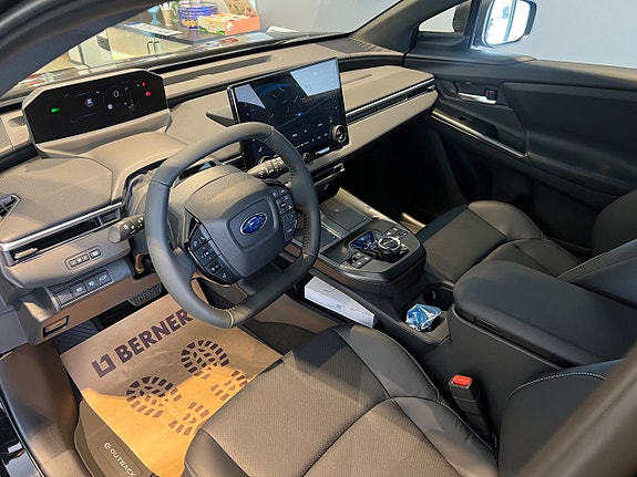 Subaru E-Outback 8 of 15