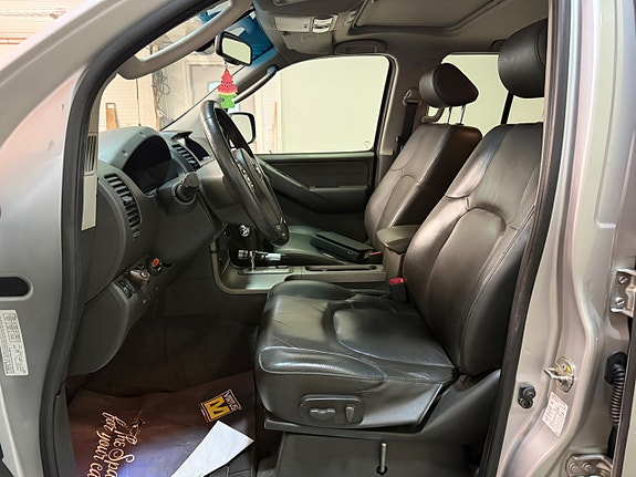 Nissan Navara 9 of 20