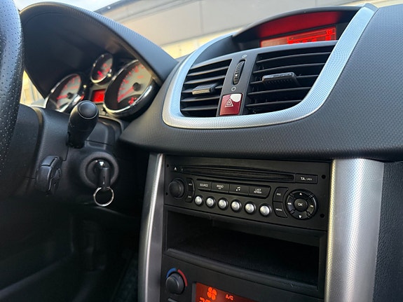 Peugeot 207 20 of 24