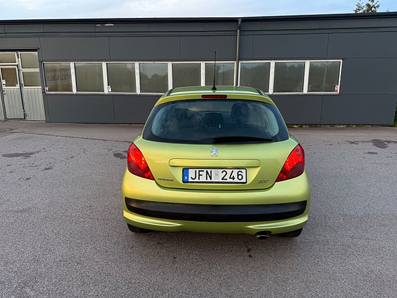 Peugeot 207 12 of 24