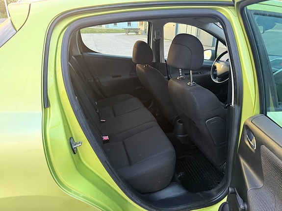 Peugeot 207 23 of 24