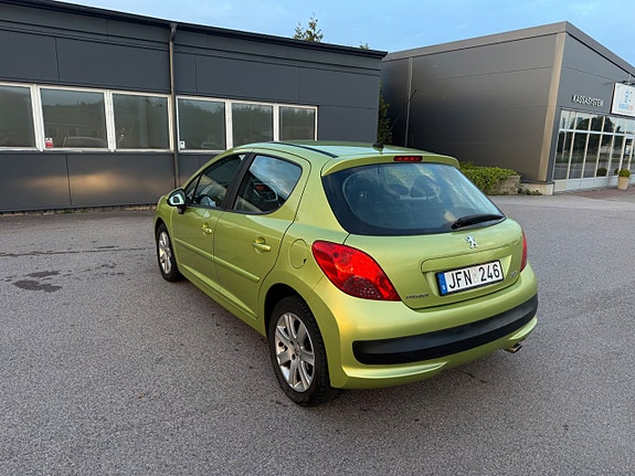 Peugeot 207 11 of 24