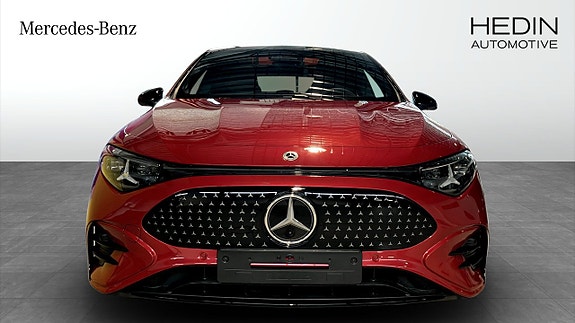 Mercedes-Benz CLA250+ 2 of 5