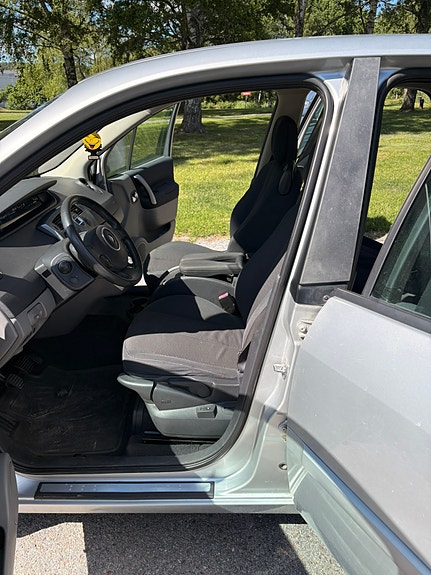 Renault Scenic II 6 of 7
