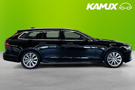 Volvo V90 2 of 5