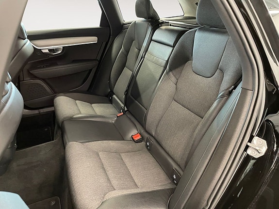 Volvo V90 14 of 26