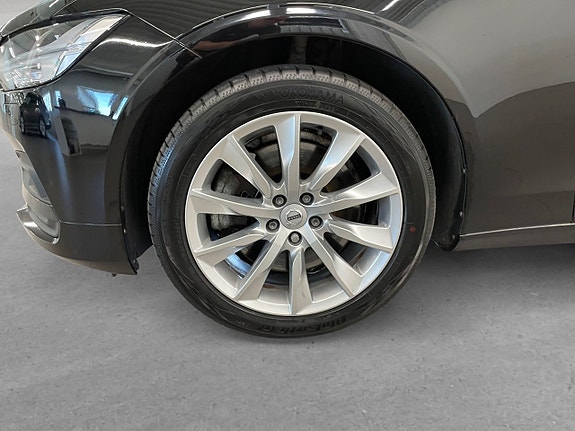 Volvo V90 8 of 26