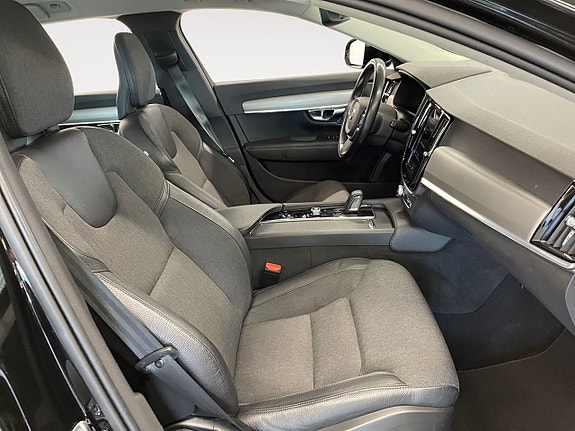 Volvo V90 15 of 26