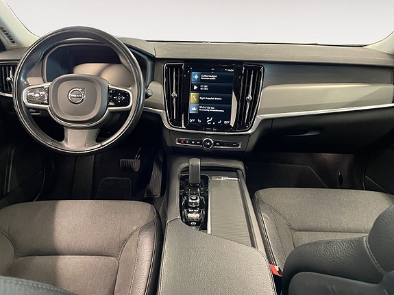 Volvo V90 10 of 26