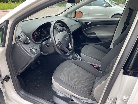 Seat Ibiza 10 of 22