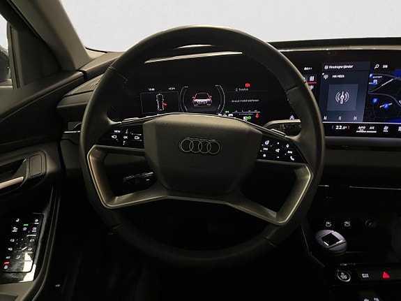Audi Q6 e-tron 10 of 20