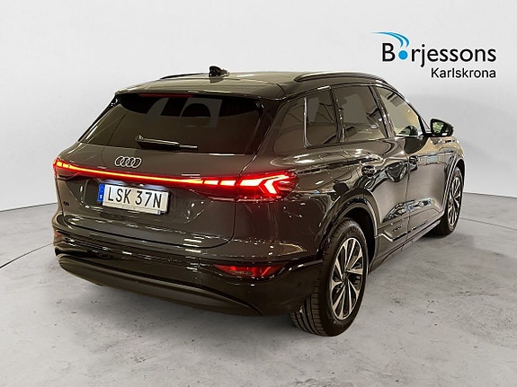 Audi Q6 e-tron 3 of 5