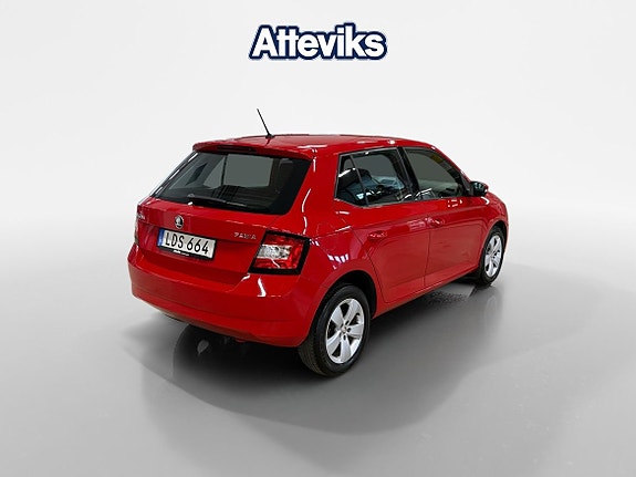 Skoda Fabia 3 of 5