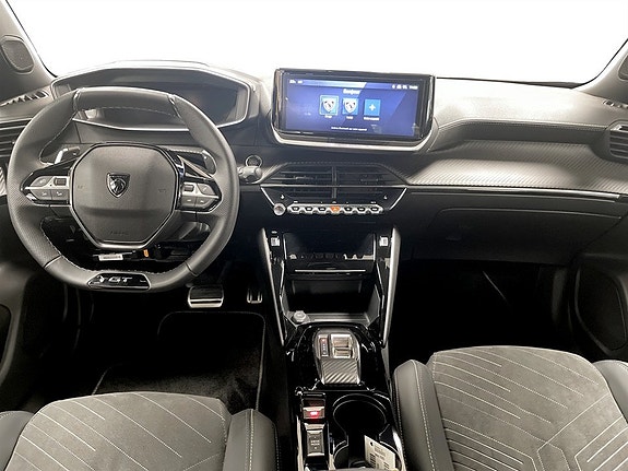 Peugeot 2008 6 of 17