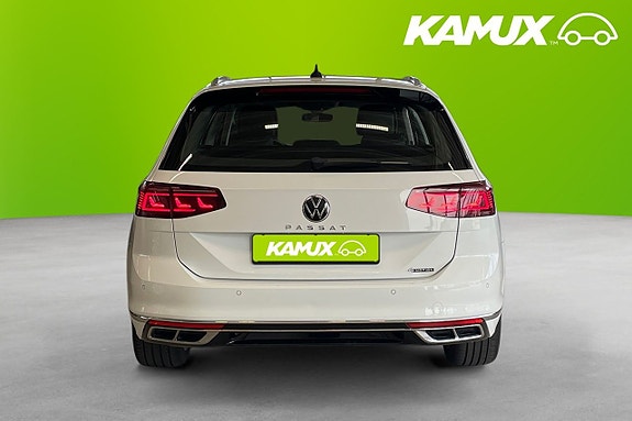 Volkswagen Passat 5 of 5