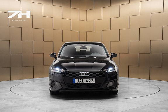 Audi A3 8 of 17