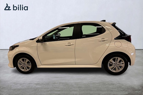Toyota Yaris 3 of 5