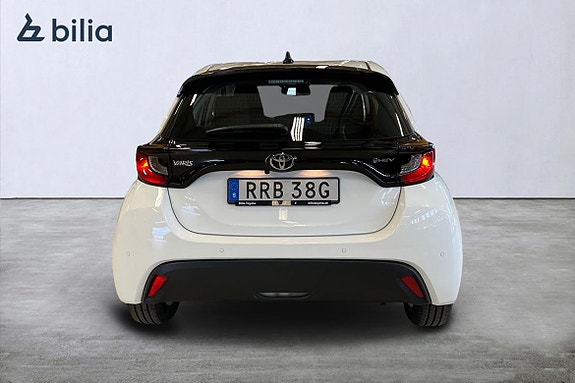 Toyota Yaris 5 of 5