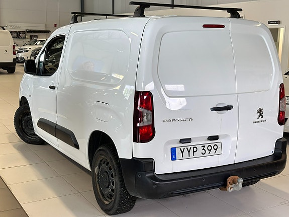 Peugeot Partner 2 of 5