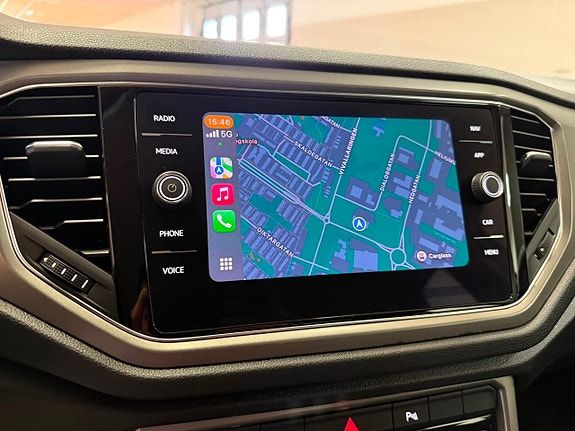 Volkswagen T-Roc 24 of 27