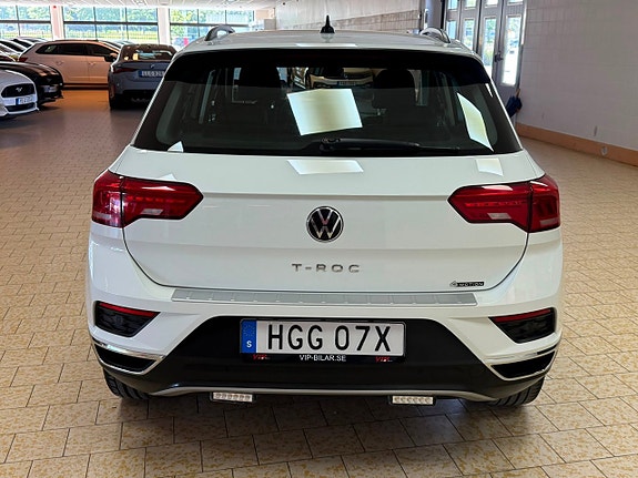 Volkswagen T-Roc 6 of 27