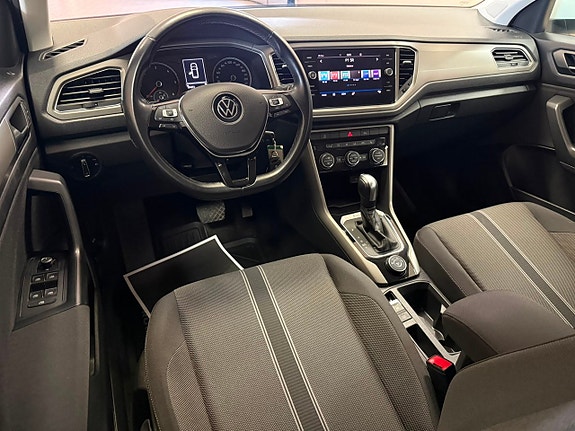 Volkswagen T-Roc 15 of 27
