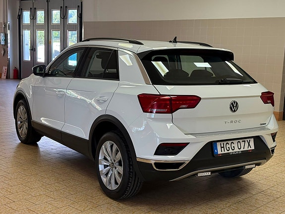 Volkswagen T-Roc 5 of 5
