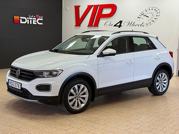 Volkswagen T-Roc 2 of 5