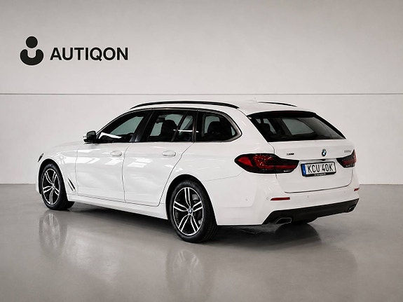 BMW 520d 3 of 5