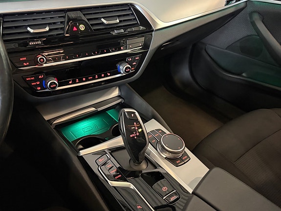 BMW 520d 13 of 16