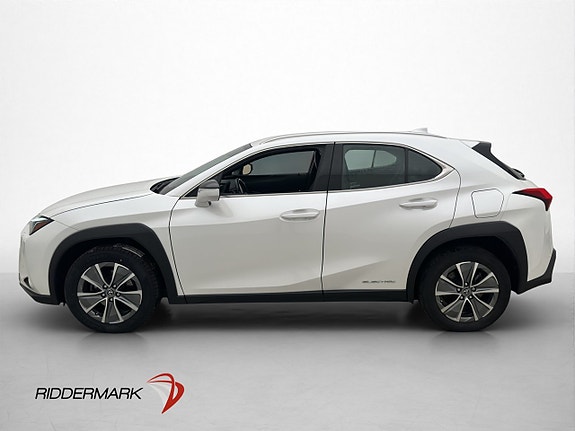 Lexus UX300e 5 of 30