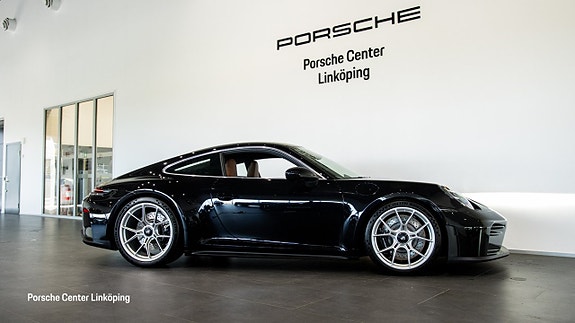 Porsche 911 GT3 3 of 5