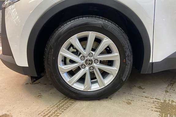 Toyota C-HR 17 of 21