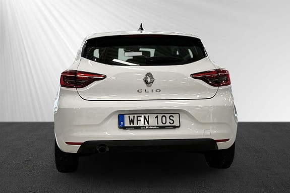 Renault Clio 2 of 10