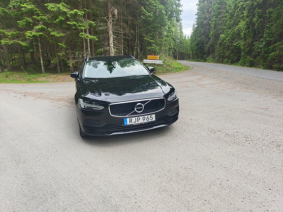 Volvo V90 3 of 5