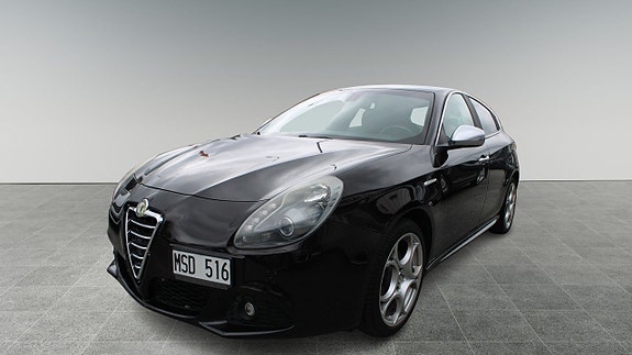 Alfa Romeo Giulietta 2 of 13