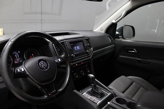 Volkswagen Amarok 8 of 14