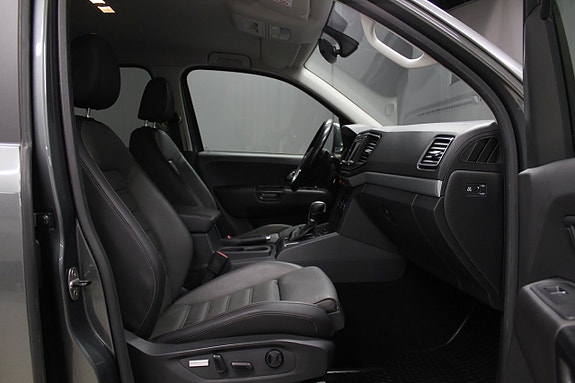 Volkswagen Amarok 11 of 14