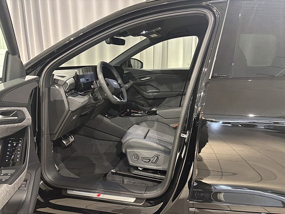 Audi Q6 e-tron 9 of 15