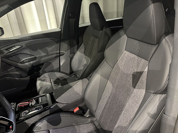 Audi Q6 e-tron 11 of 15