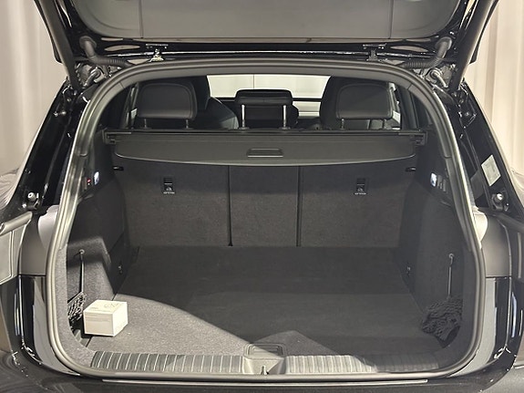 Audi Q6 e-tron 7 of 15