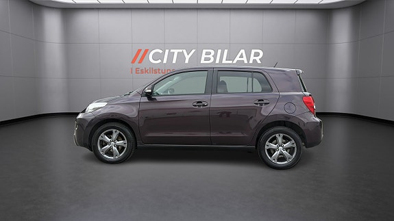 Toyota Urban Cruiser 8 of 15