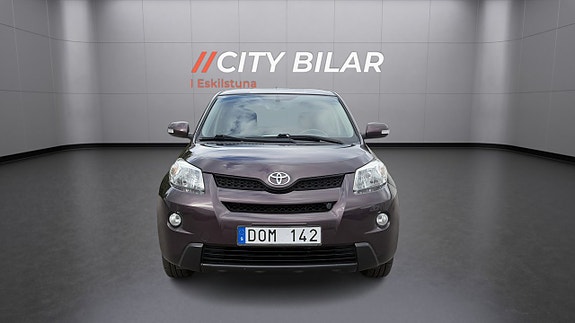 Toyota Urban Cruiser 2 of 15