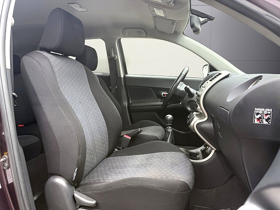 Toyota Urban Cruiser 10 of 15