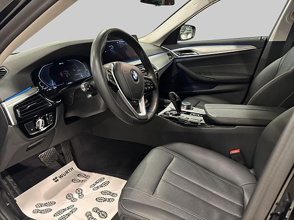 BMW 530e 13 of 19