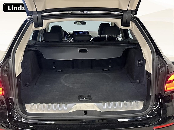 BMW 530e 12 of 19