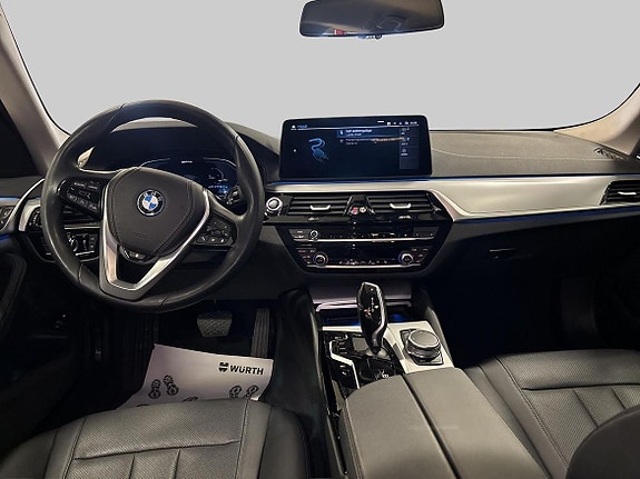 BMW 530e 11 of 19