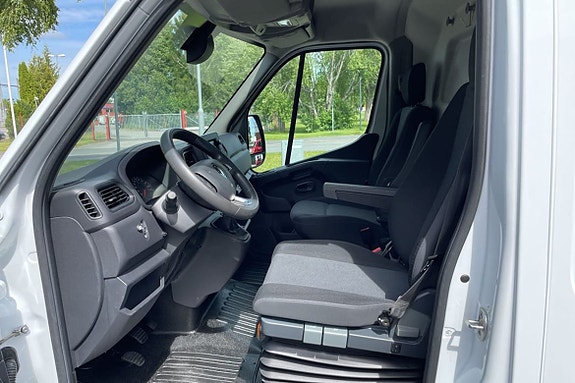 Renault Master 8 of 21