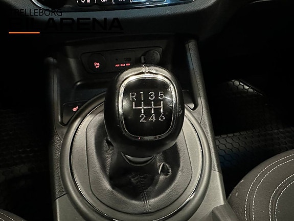 Kia Sportage 17 of 23
